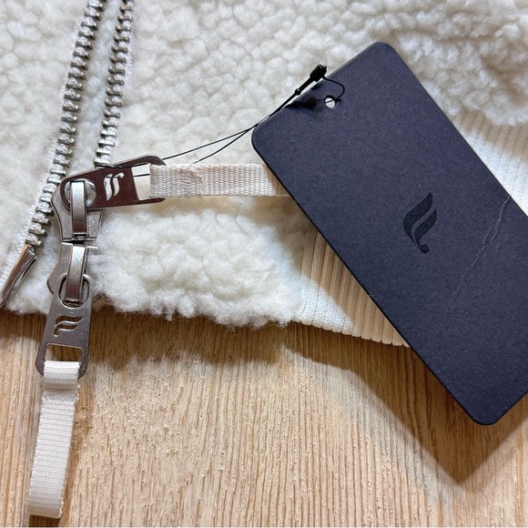 Fabletics Teddy Sherpa Oversized Bomber Jacket Bone XL NWT - Picture 6 of 11